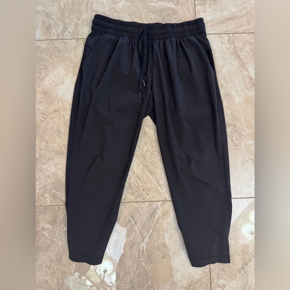 Lululemon Namaskar Crop Pants Size 8